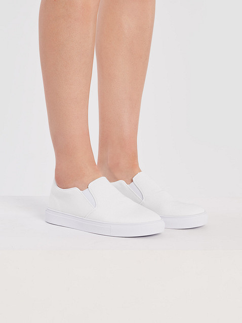 Photo showing Women's Slip-On Canvas Shoes