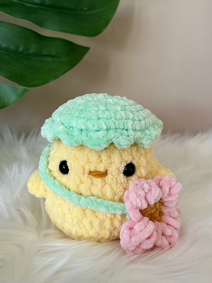 Chick w/ Removable Hat & Flower Purse product image (1)