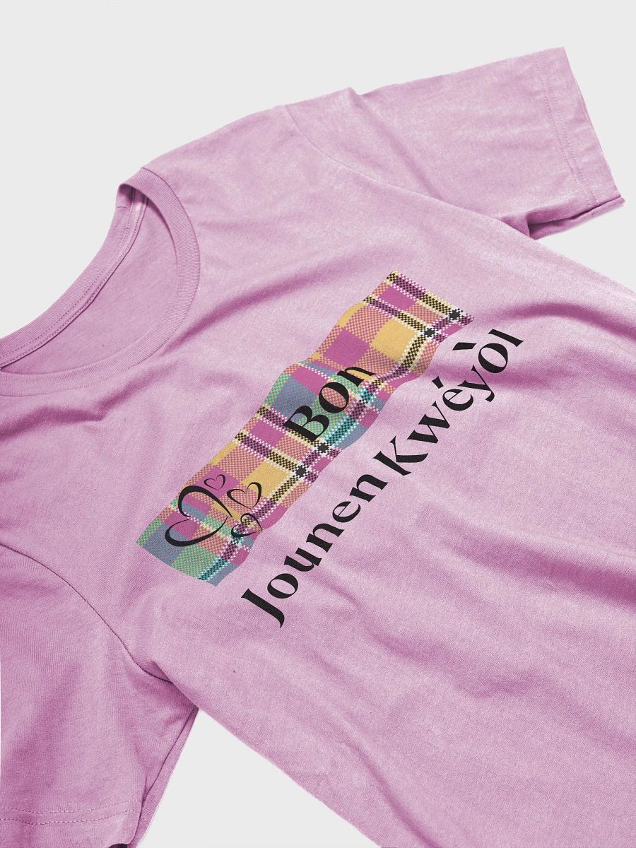 Bon Jounen Kwéyòl Heart T-Shirt product image (94)