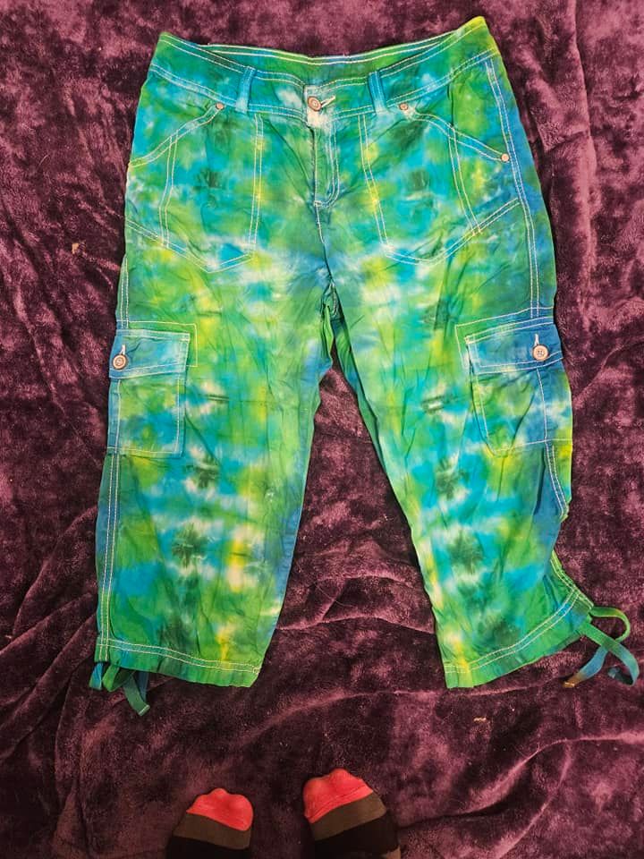 size 4 capris product image (1)