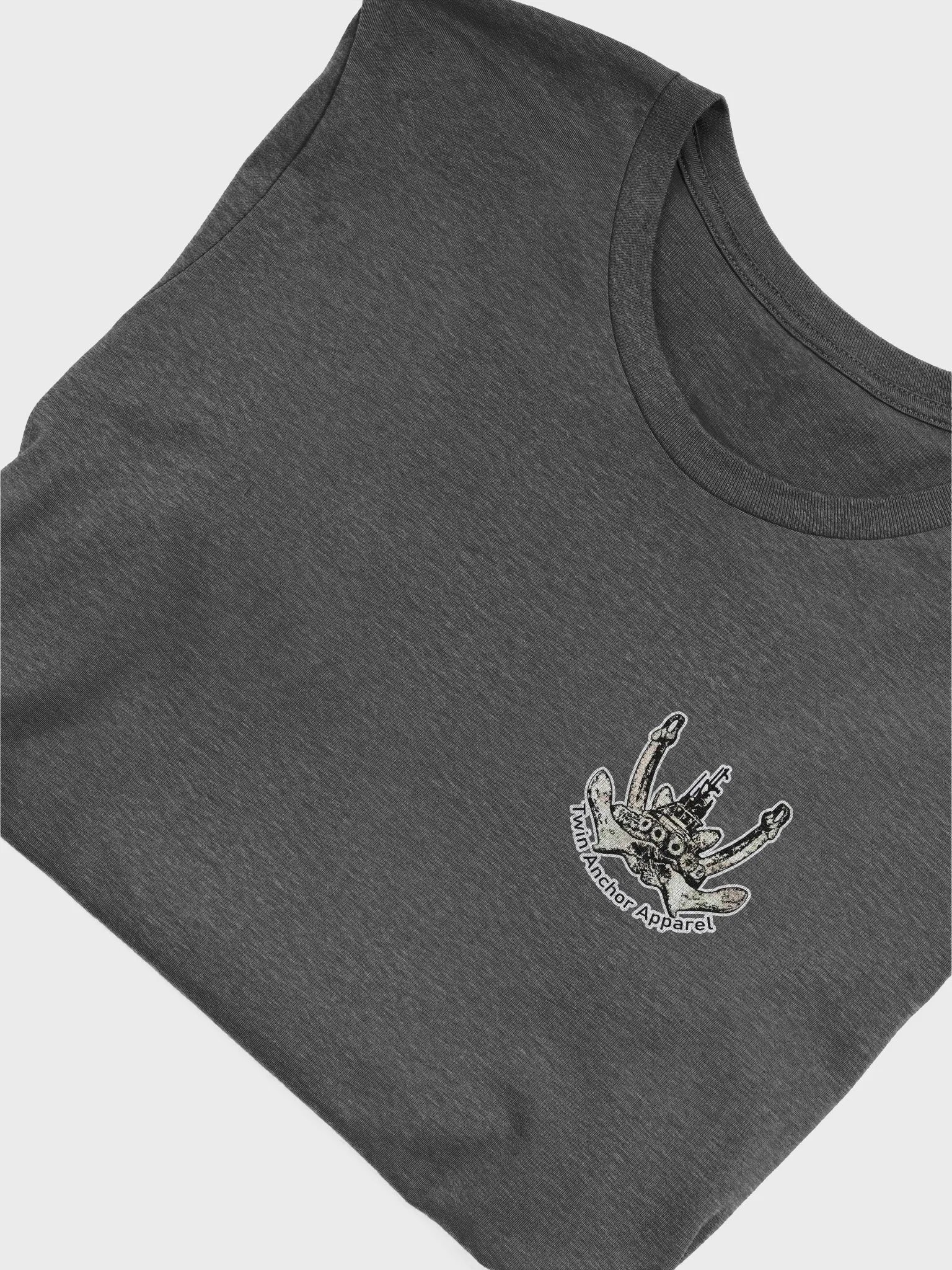 Three blade prop triangle Athena tug T-Shirt product image (5)