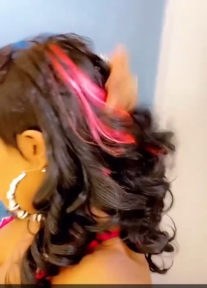 Pink and black Mullet Handmade product image (4)