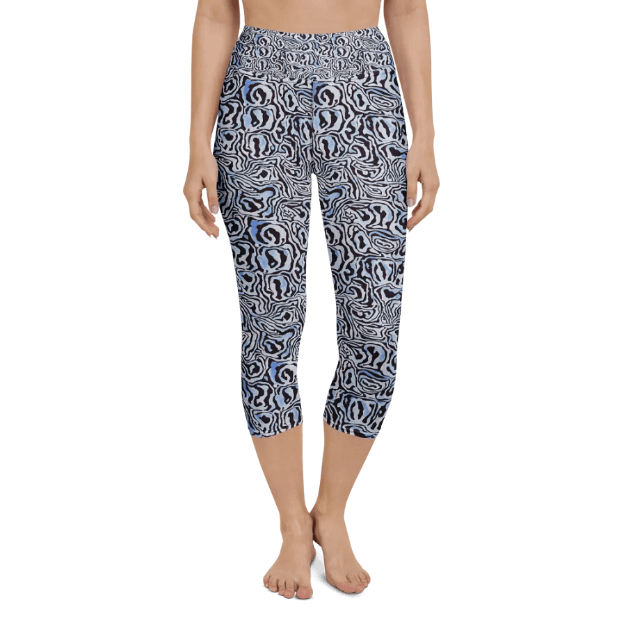 Blue Black Snake Pattern Capri Leggings product image (4)