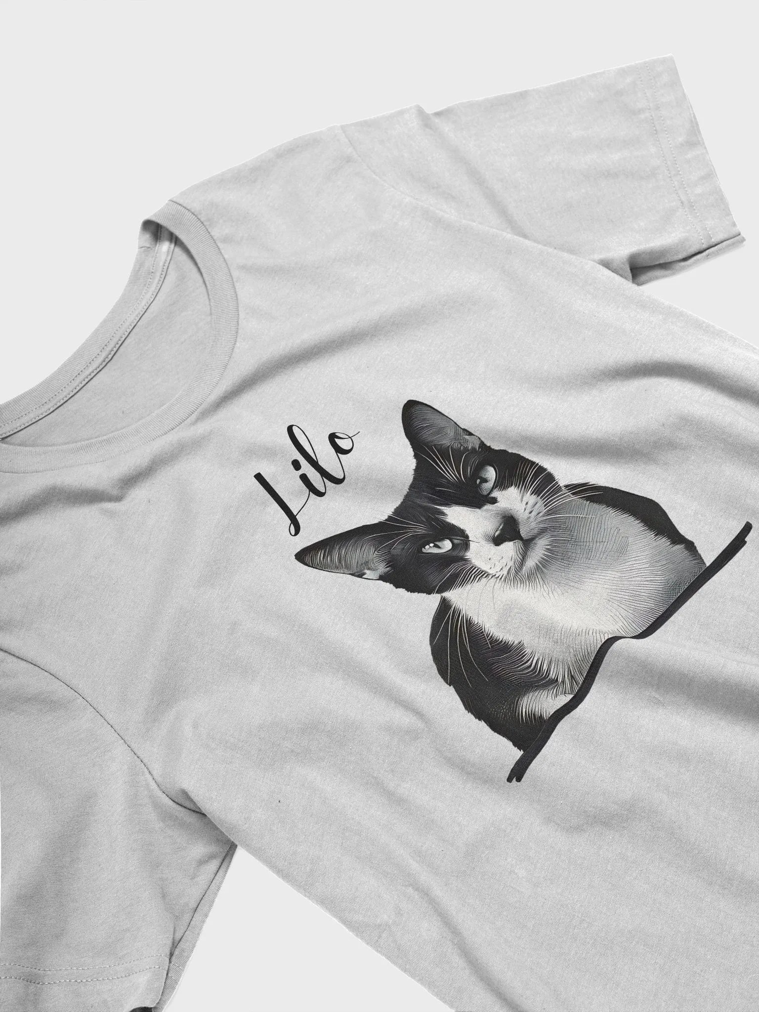 YOUR CAT! / T-SHIRT WITH PERSONALIZED NAME product image (2)