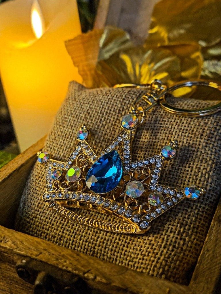 The Armored Kingdom Royal Aqua Blue Crown Keychain product image (3)