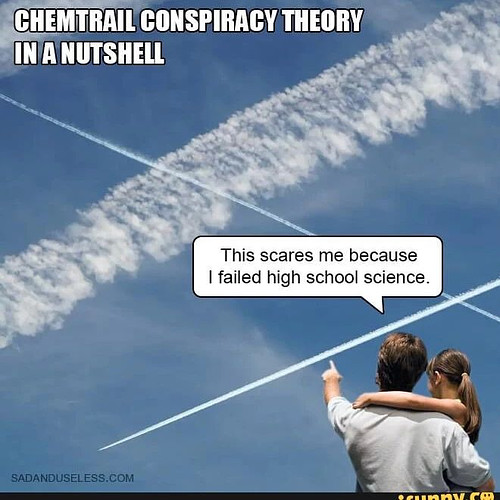 #chemtrails#planes#whatisit#conspiracyrealist#itsreal