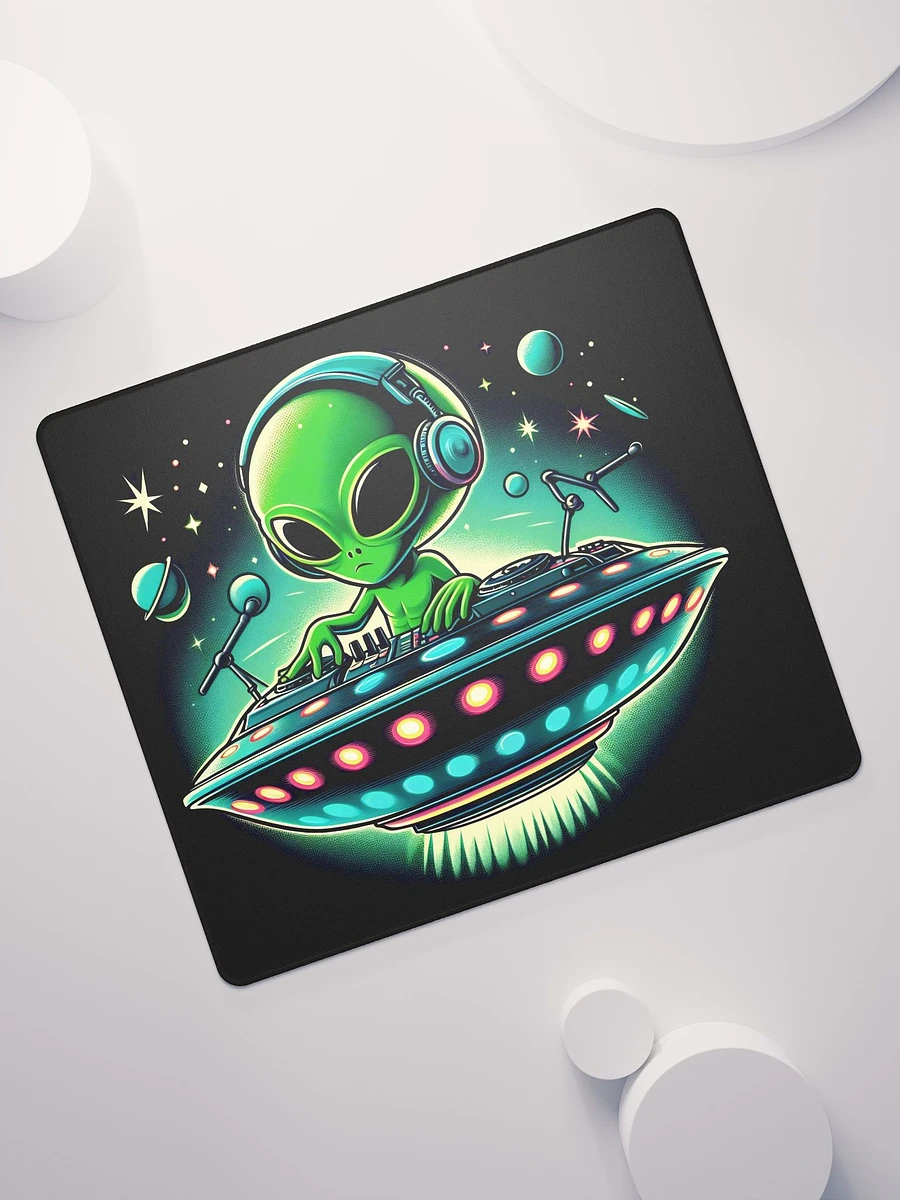 Alien DJ Mouse Pad product image (7)
