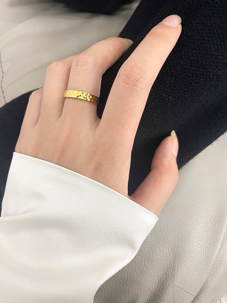 Hammered Texture Band Ring | 18K Gold Plated product image (4)