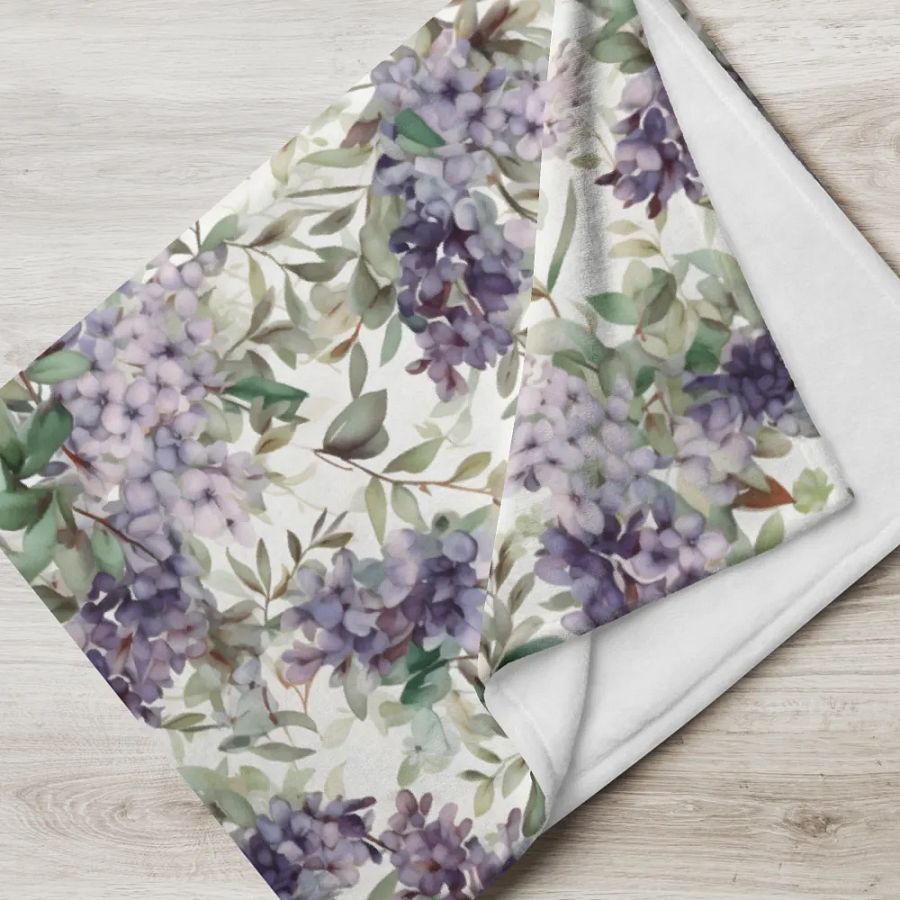 Luscious Lilacs In Bloom product image (3)