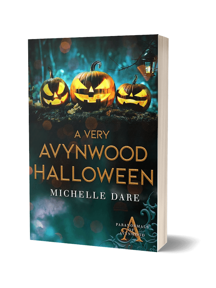A Very Avynwood Halloween Signed Paperback product image (1)