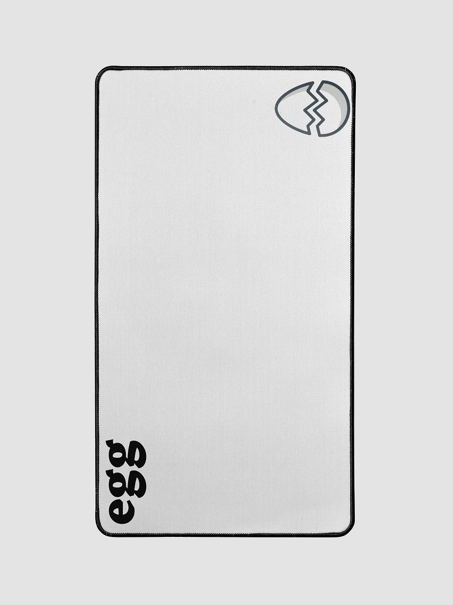 Cracked product image (1)