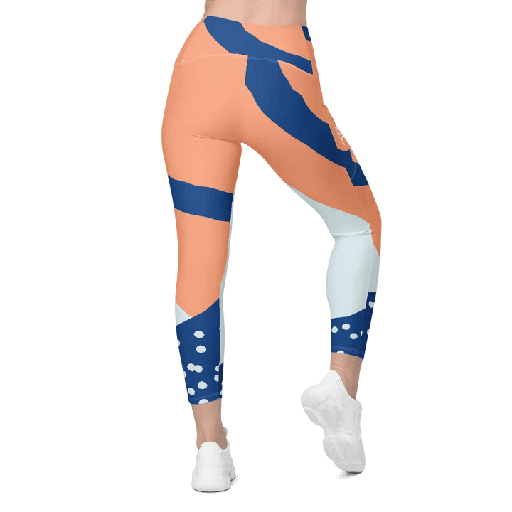 Geometric Bliss Crossover Leggings product image (2)