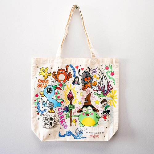 FLASH TOTE

HAPPY BIRTHDAY @carrieprojectx 

new owner of a custom kinjiro POSCA tote 💅🏻
.
.
.
.
.
.
.
#art #artist #instaart...