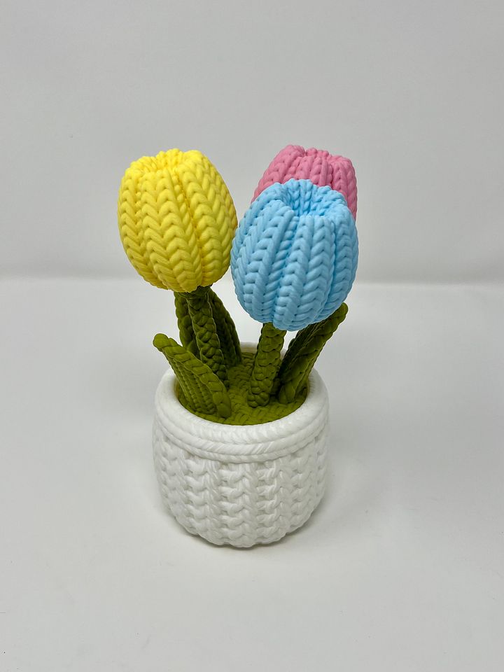 Knitted Tulip Bouquet with Storage (Pastels) (3D Printed) product image (1)