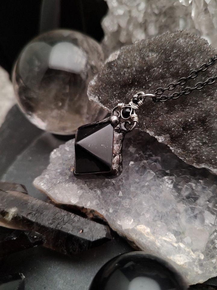 Sorcery ShadowRealm - Obsidian Pyramid product image (2)