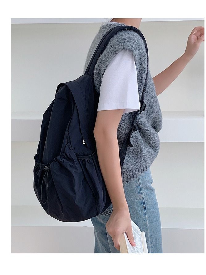 Korean Style Large Capacity Nylon Backpack Girls Ins Lightweight Leisure Commute Simple product image (3)