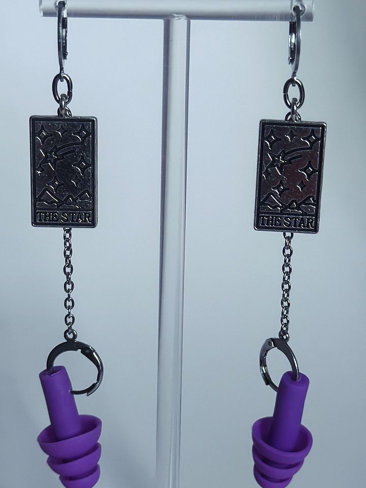 The Star Bass Busterz Earrings product image (1)