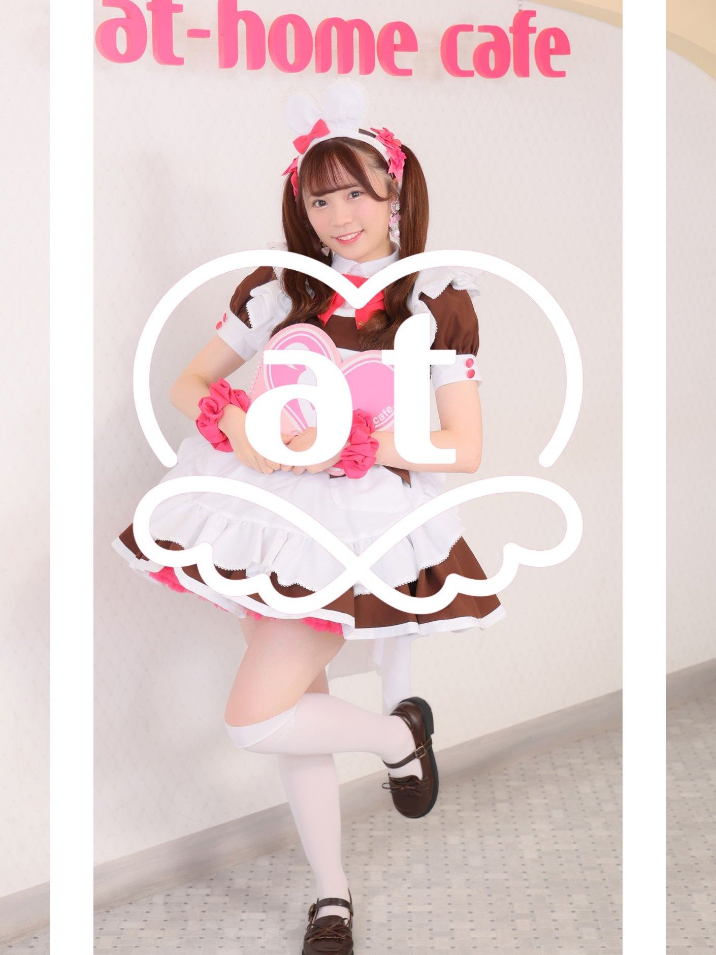 Yuyumelo - Maid Photos 01 (10 pieces) product image (1)
