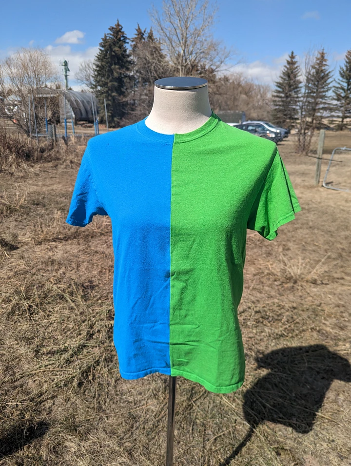 colour split t-shirts product image (1)