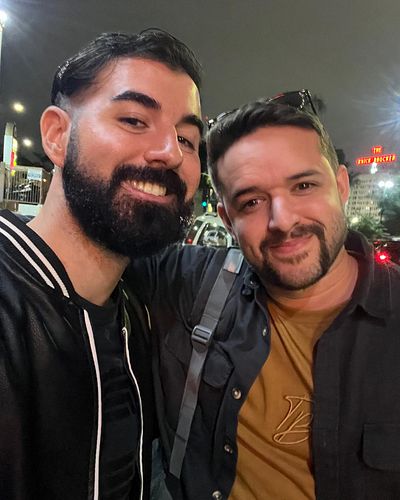 Two Captains walk into a bar…

Late night beers with the top-tier human being DTOX 🍻
.
.
.
.
.
.
.
.
.
.
.
.
#citizencon2953 ...