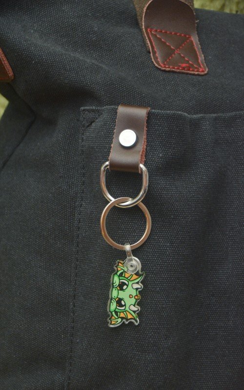 Dragon Peek Keychain product image (4)