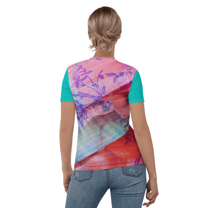 Paradise Breeze Iris Blue Women's Print T-Shirt product image (1)