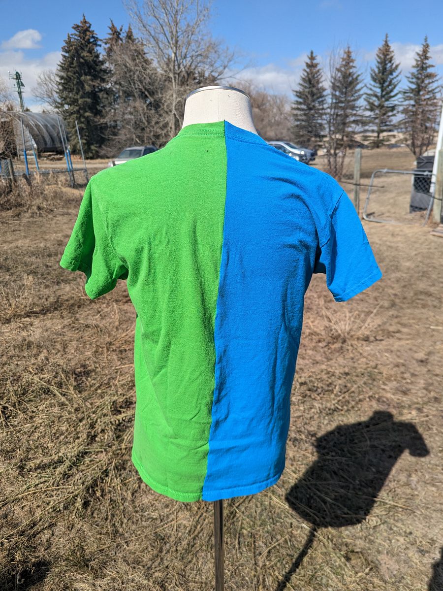 colour split t-shirts product image (2)