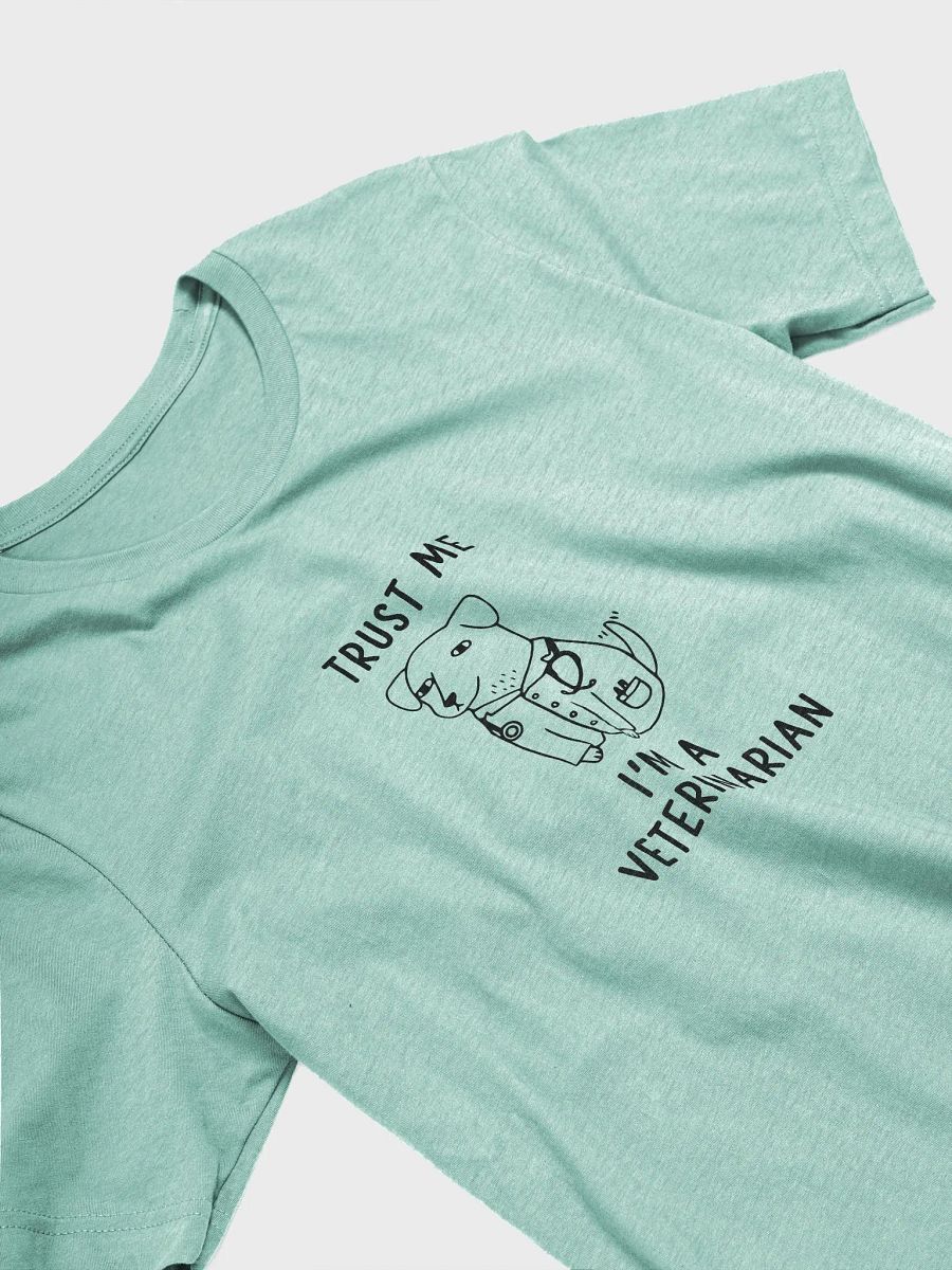 "I'm a Veterinarian" t-shirt product image (6)