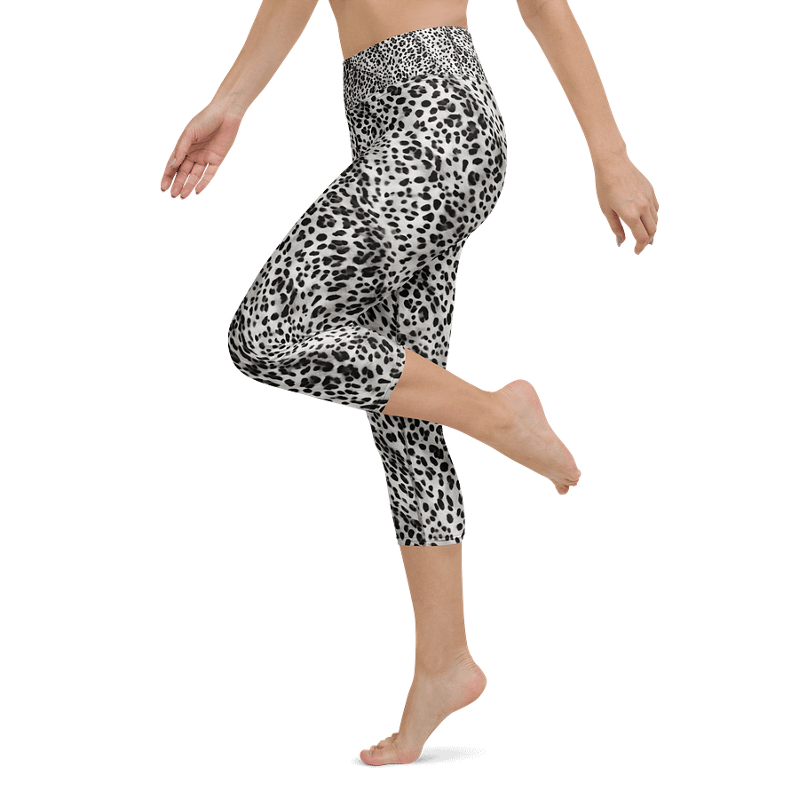 Grey Leopard Capri Leggings product image (5)