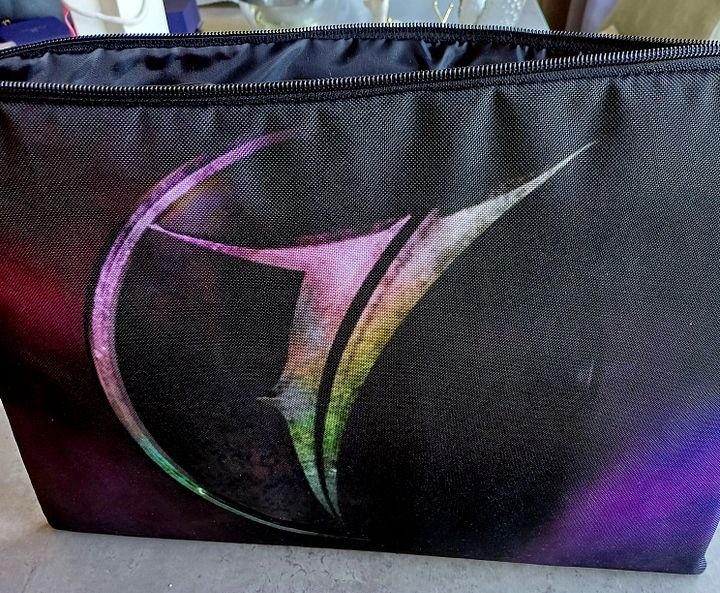 URBAN TALES LAPTOP BAG product image (1)