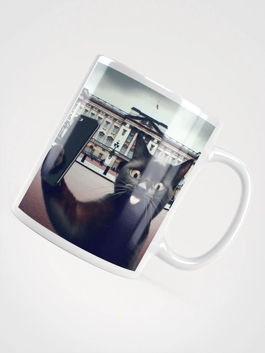 Selfie Cat Buckingham Palace #Humorous Glossy Mug - White product image (10)