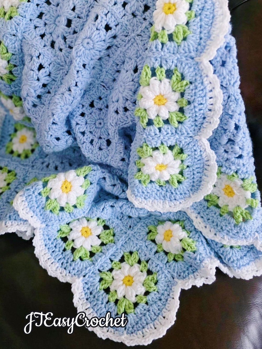 Easy Crochet Pattern & VIDEO, Blue Flower Granny Square Blanket With Daisy Border product image (5)