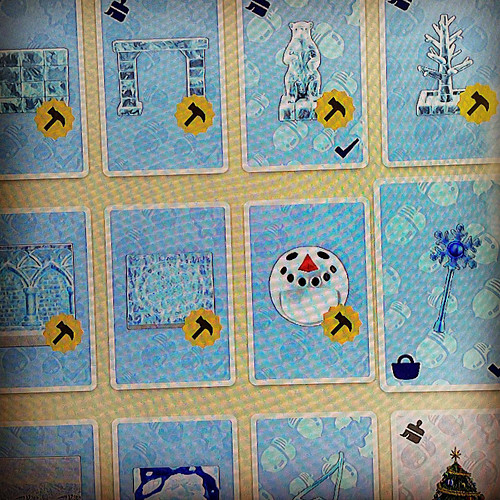 Animal crossing - Redecorating one of my rooms with new seasonal snowflake DIYS
Come say hi! 

Twitch.tv/claraaadays
.
.
.
.
...