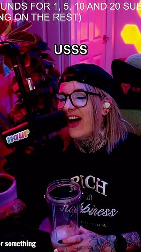 Aussie bring me the horizon anyone? I would personally say NAUR 😜
.
.
.
#aussie #funny #twitchclips #twoootles #funnytwitchcl...
