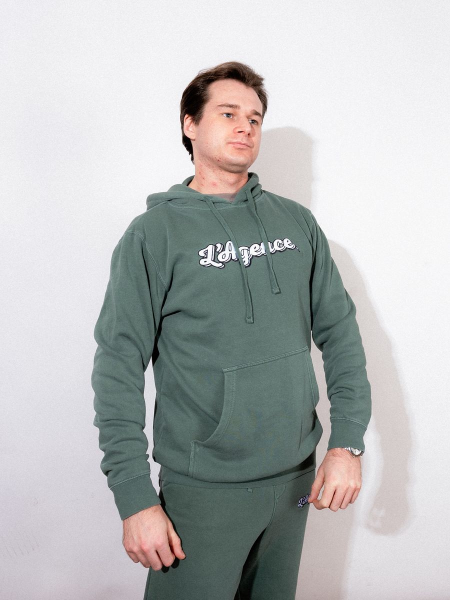 L'AGENCE EMBROIDERED HOODIE ALPINE GREEN product image (4)
