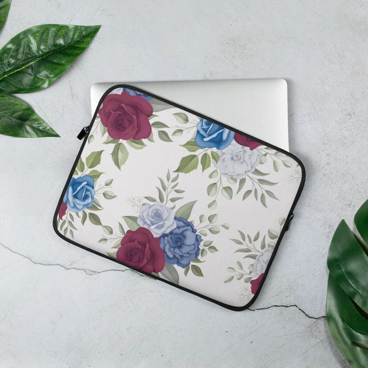 Roses in Bloom Laptop Sleeve product image (2)