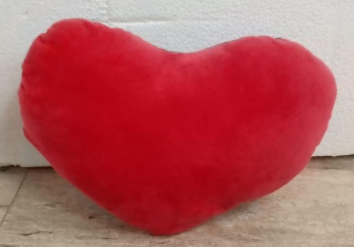 HEART PILLOW product image (2)