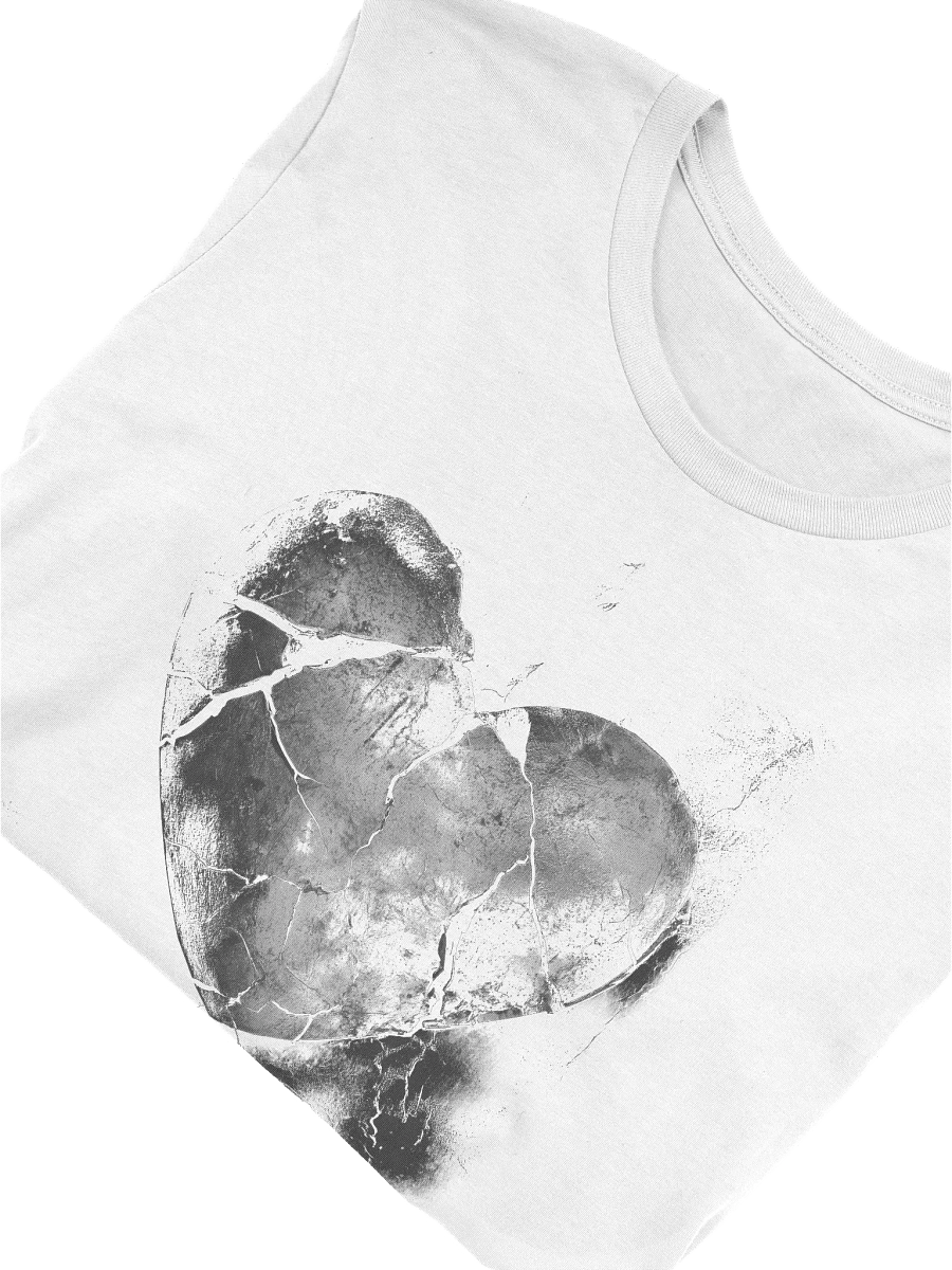 Shattered Heart (T-shirt) product image (5)