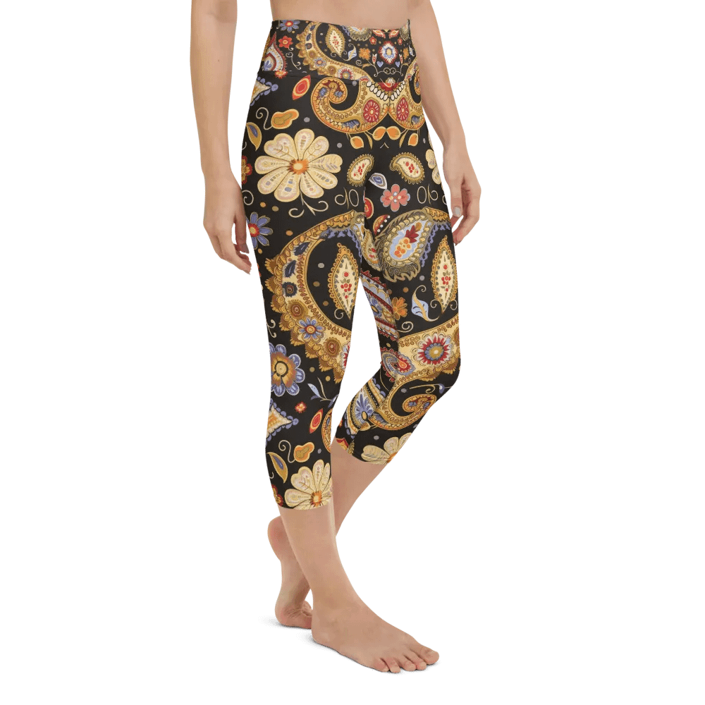Flower Paisley Brown Yoga Capri Leggings product image (11)
