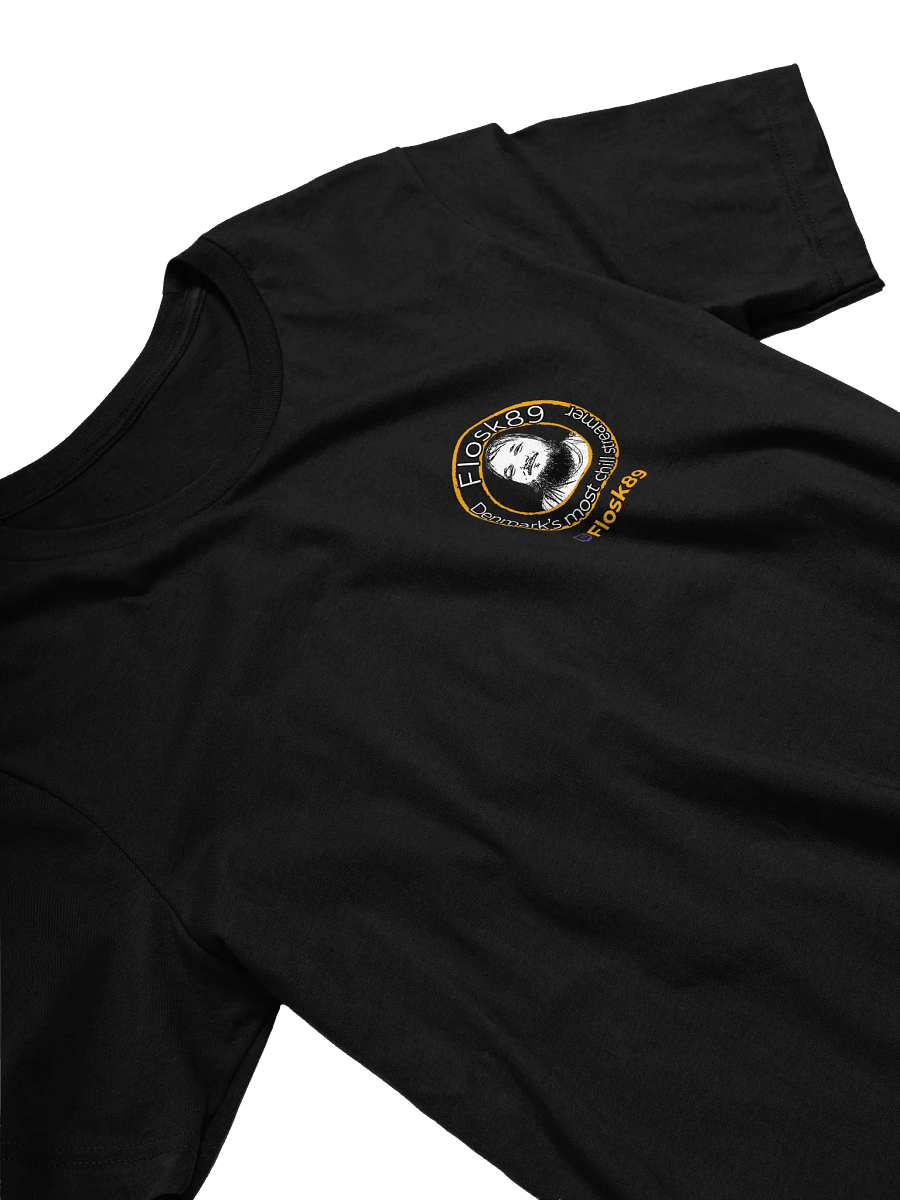Logo and channel name - T-shirt product image (3)