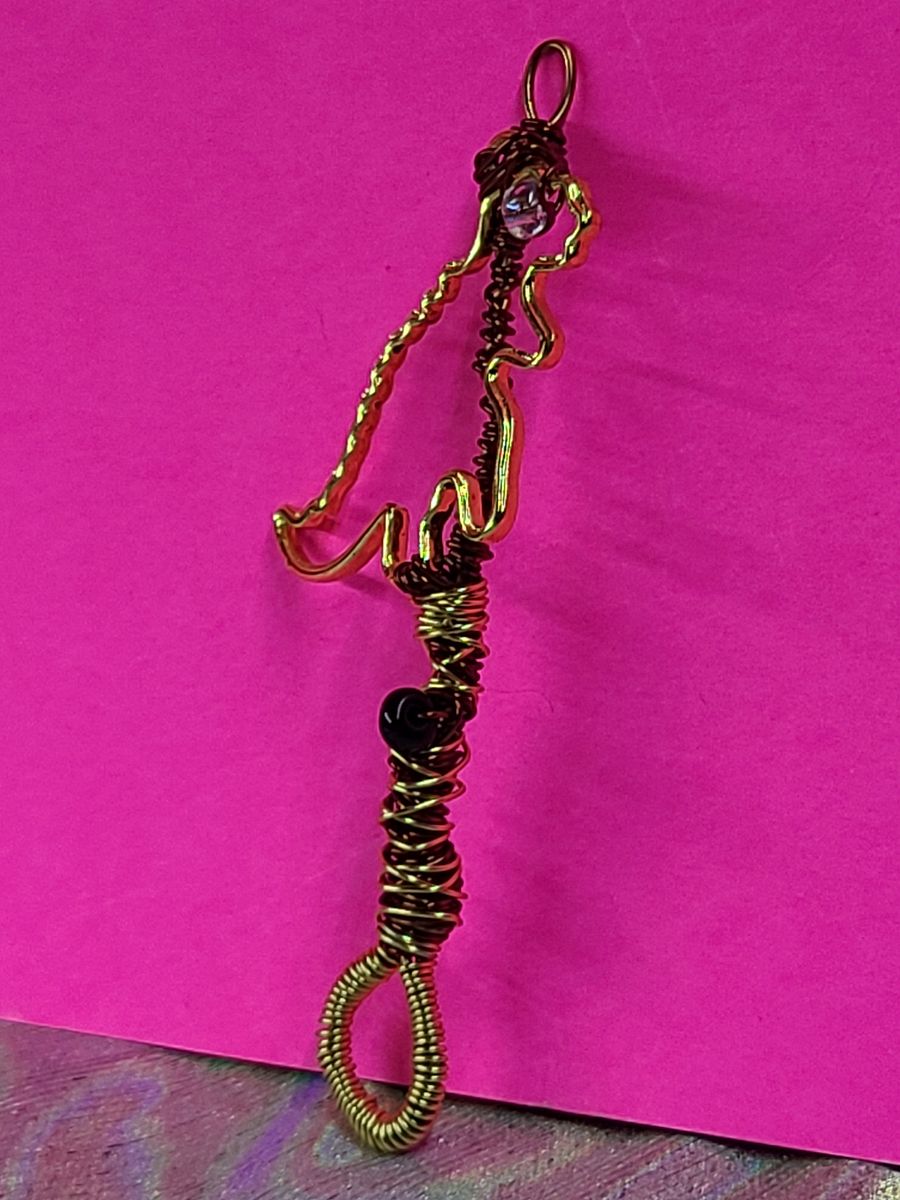 Dino Handmade Bubble Wand - wire wrapped pendant product image (4)