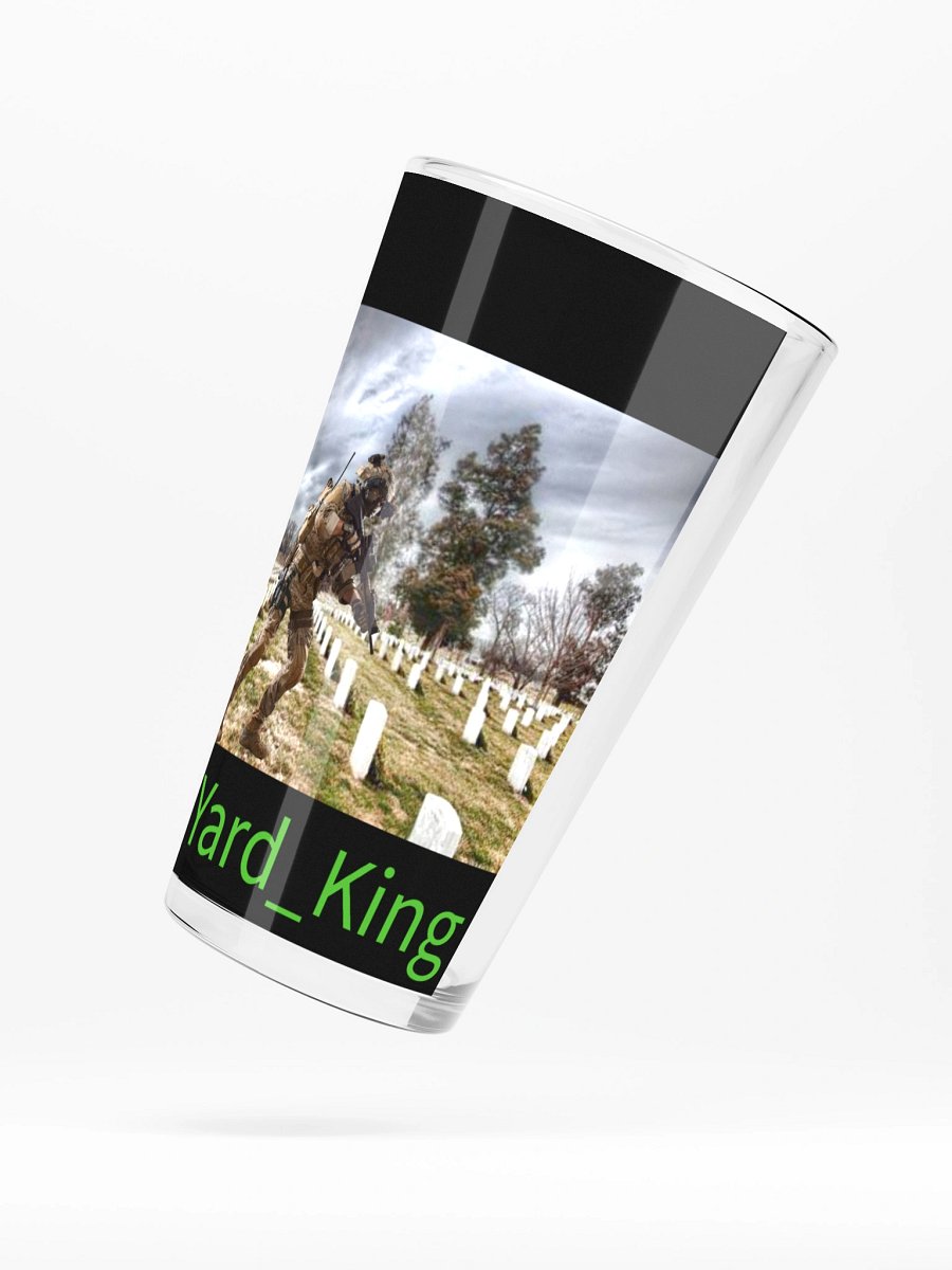 Grave_yard_king pint glass product image (5)