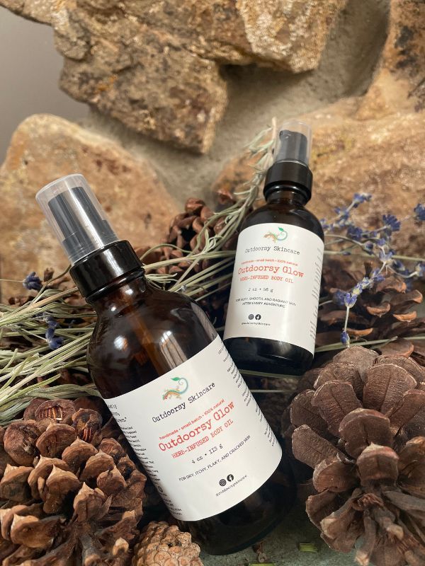 Outdoorsy Glow Herb-Infused Body Oil for Smooth, Silky, Radiant Skin product image (1)