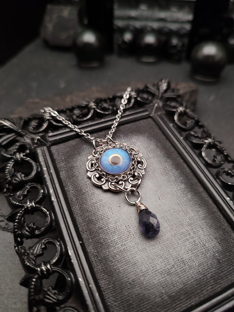 Eye Painted Amulet - MistVeil product image (3)