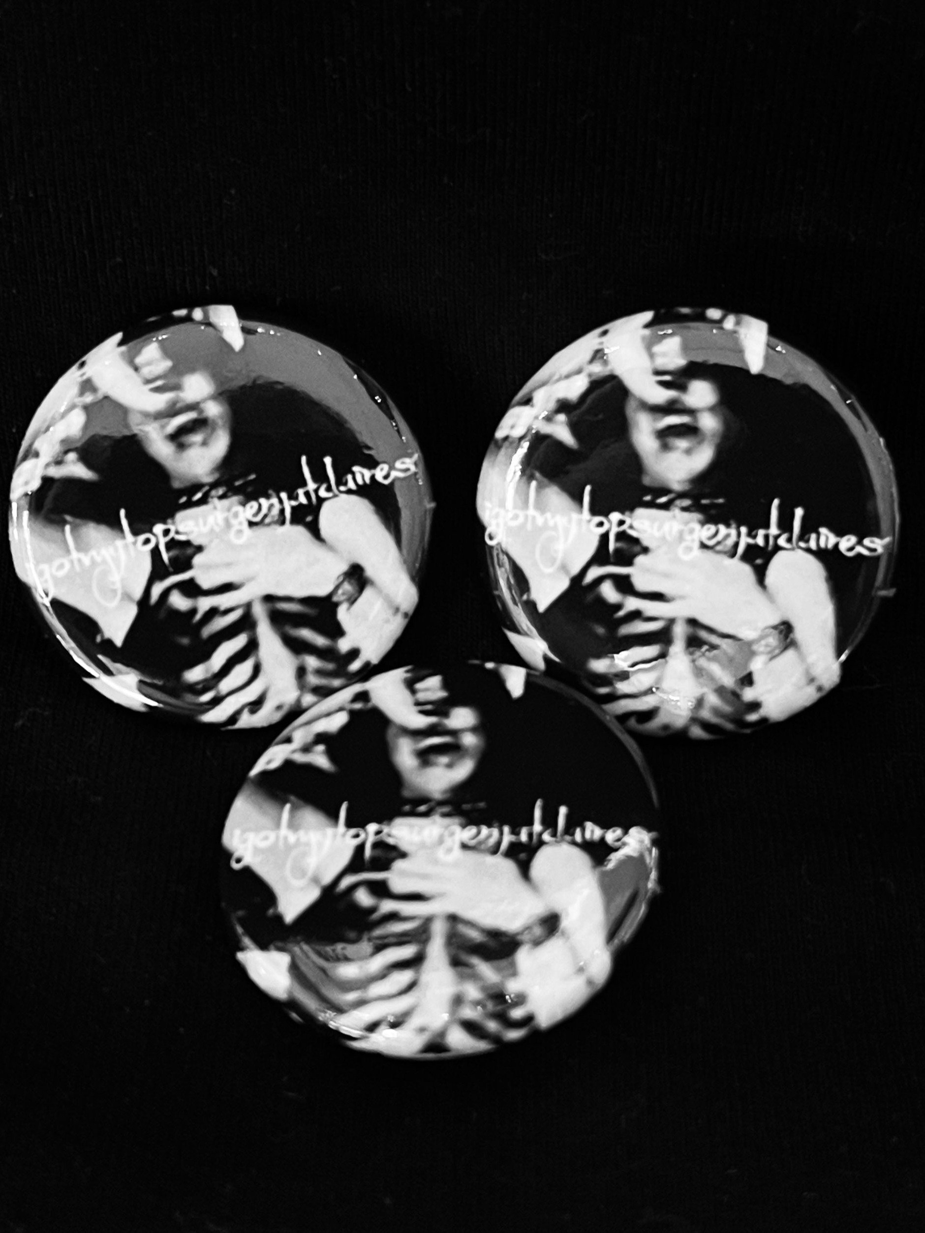 igmtsac's pins/buttons product image (1)