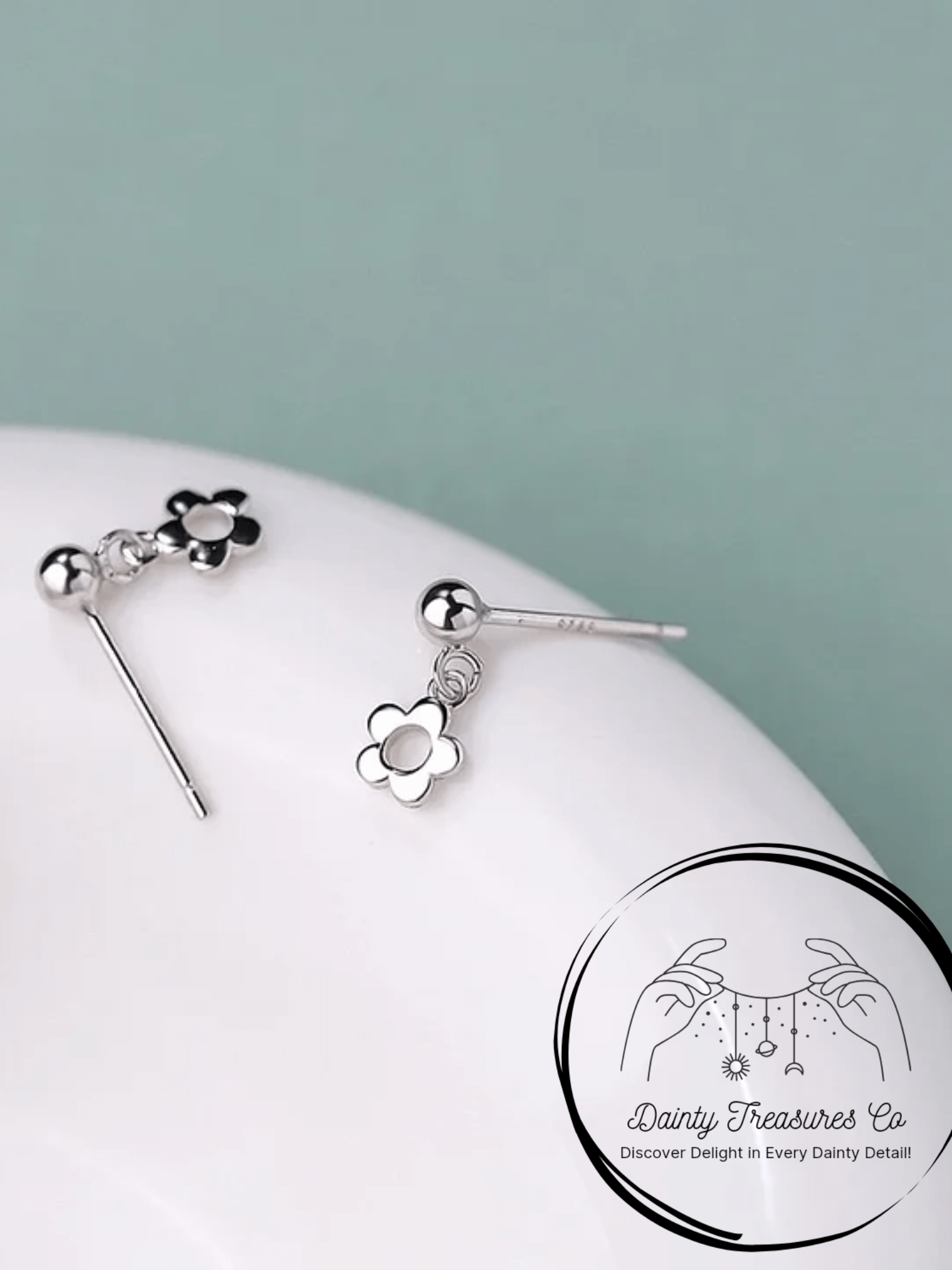 Drop Hollow Flower Earring product image (2)
