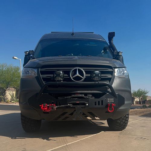 From the front to the back #van #overland #arizona #onxoffroad @onxoffroad