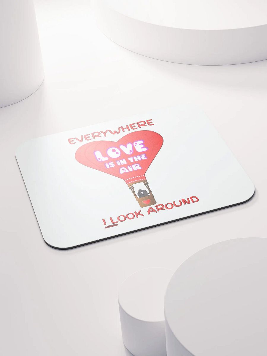 LOVE IS IN THE AIR product image (4)