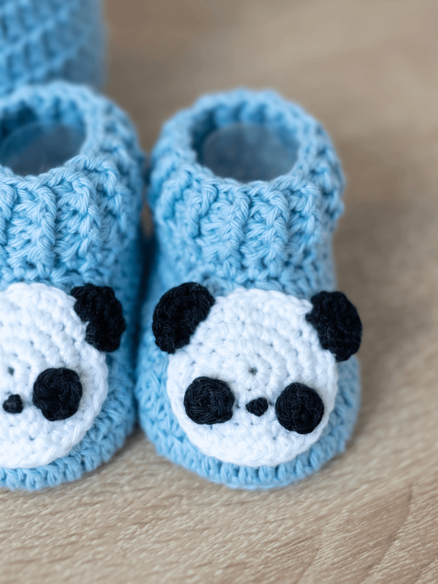 Crochet Pattern: Easy Panda Baby Booties product image (6)