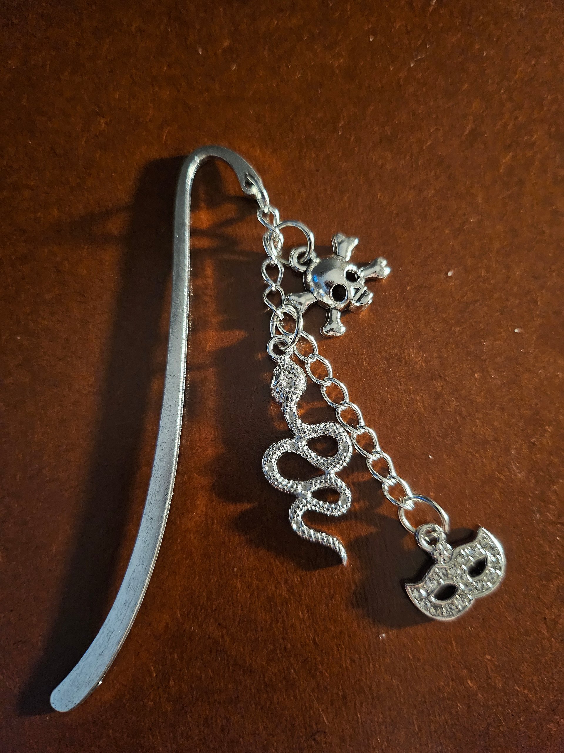 Handmade Metal Hook Charm Bookmark product image (3)
